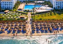 El Mouradi Mahdia - BUD BUD, Repülő