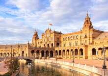 SEVILLAI VÁROSLÁTOGATÁS – ANDALÚZ HANGULATOK - Budapest BUD, Repülő