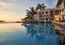 Juweira Luxury Boutique Hotel***** UAI (16+) - Budapest BUD, Repülő