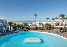 EREZA LOS HIBISCOS - ONLY ADULTS -  VIE, Repülő