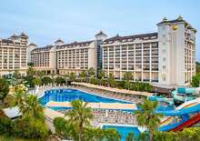 Lake & River Side - BUDAPEST, Repülő