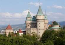 Látogatás a Bajmóci mesekastélyba, állatkertbe és séta a csodasétányon - Budapest, Busz