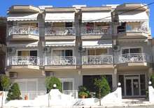 Zeus Apartmanház - Budapest, Busz