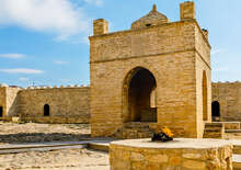 A tűz országa, Azerbajdzsán - Budapest, Repülő