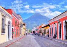 Közép-Amerika nagykörút -  BUD, Repülő