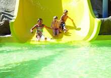 Coral Sea Aqua Club - BTS BTS, Repülő