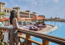 Coral Sea Holiday Resort - BTS BTS, Repülő