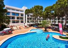 Hotel & Spa S'Entrador Playa - Budapest, Repülő