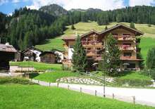 Hotel Dolomites Inn - Budapest, Repülő