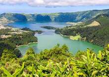 A lenyűgöző Azori-szigetek - Terceira és Sao Miguel felfedezése - csoportos körutazás - Budapest Budapest, Repülő