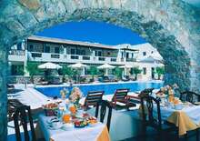 Rosebay Hotel -  BUD, Repülő