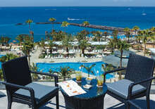 RIU PALACE TENERIFE -  BUD, Repülő