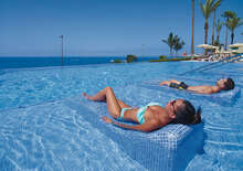 RIU PALACE MELONERAS -  VIE, Repülő