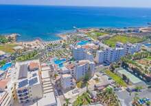 Marlita Beach Hotel Apartments - Debrecen, Repülő