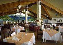 Seychelle-szigetek / Berjaya Praslin Resort*** / Praslin