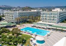 Apollo Beach Hotel - Budapest, Repülő