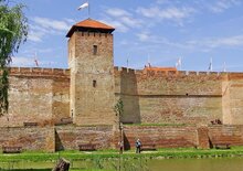 BÉKÉSCSABA ÉS A KOLBÁSZFESZTIVÁL – ÉLMÉNYEK A TISZÁNTÚLON - Békésszentandrás sörfőzdéje és a Gyulai titok - Budapest, Busz