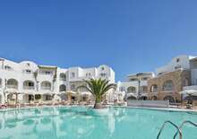 Aegean Plaza - Budapest, Repülő