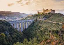 Don Matteo nyomában Umbriában - Budapest Budapest, Busz