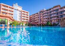 Izola Paradise - BUDAPEST, Repülő