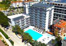 Sun Beach Hill - BUDAPEST, Repülő