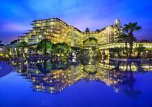 Bellis Deluxe Hotel - DEBRECEN, Repülő