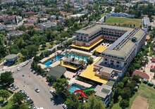 Crystal De Luxe Comfort Collection - BUDAPEST, Repülő