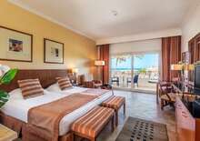 Cleopatra Luxury Resort - VIE VIE, Repülő