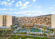 Dream Fun World***** - AI - Debrecen DEB, Repülő