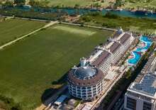 Port River Side - BUDAPEST BUD, Repülő