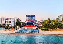 Granada Luxury Red - DEBRECEN DEB, Repülő