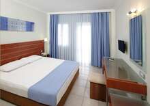 PETUNYA BEACH RESORT
