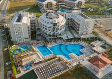 Seashell Vega Hotel - DEBRECEN DEB, Repülő