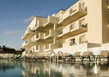 EREZA MAR - ONLY ADULTS -  VIE, Repülő