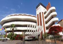 SOL BARBACAN -  BUD, Repülő