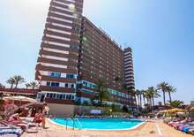 CORONA ROJA -  VIE, Repülő