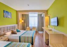 Mira Meridia Beach Hotel***** - AI