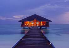 Maldív-szigetek / Medhufushi Island Resort****