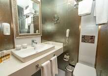 The Marilis Hill Resort***** - AI