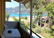 VILLA MAKIS