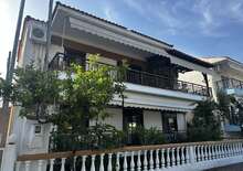 Koula apartmanház