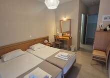 Hotel Summery *** RE
