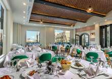 TITANIC ROYAL HOTEL