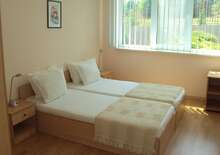 Green Fort - BUDAPEST BUD, Repülő