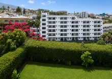 MUTHU LA PERLA TENERIFE -  BUD, Repülő
