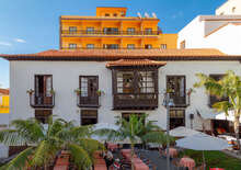 AF MARQUESA -  VIE, Repülő