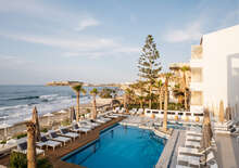 PETRADI BEACH - BUD BUD, Repülő