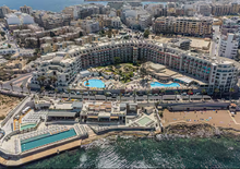 Double Tree by Hilton Malta -  BUD, Repülő