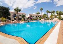 Loutsiana Aparthotel -  BUD, Repülő