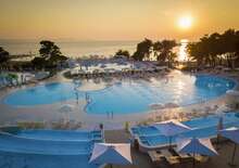 Zaton Holiday Resort *** / **** Nyaralás Zadarban - Budapest, Egyéni